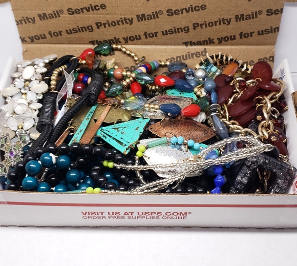 2+ lb. Vintage to Now Mixed Craft/Wearable Jewelry Lot. - Picture 1 of 5